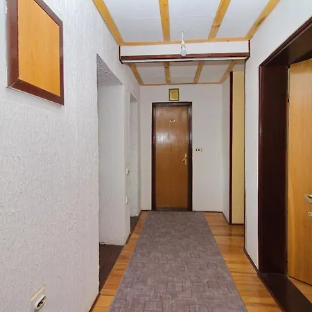 Smestaj Kod Nine I Matije Apartment *
